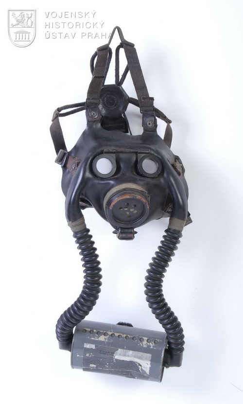Americká námořní ochranná protiplynová maska NDO Mark I Optical Mask