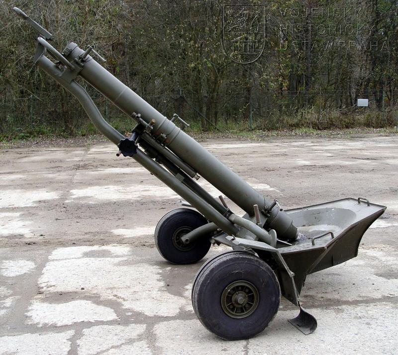 120 mm minomet vzor 82