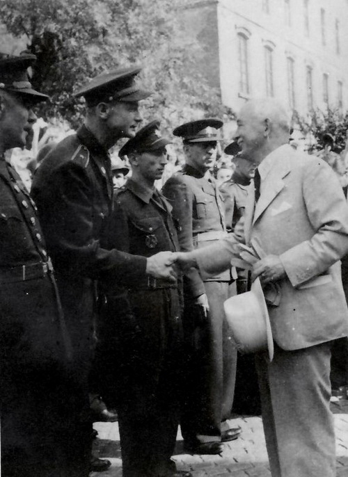 Karel Martinek v červenci 1946 při návštěvě prezidenta Edvarda Beneše v Místku