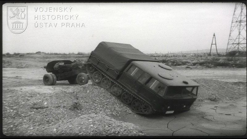 Film „Tractorul de Artilerie Românesc  ´76“ (TAR-76)