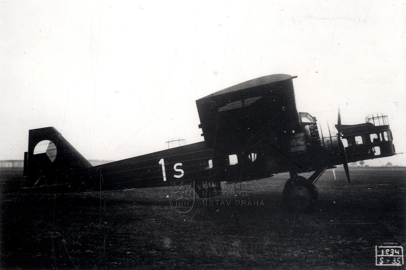 Československý bombardér Aero MB-200