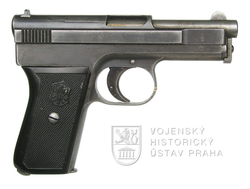 Německá pistole Mauser model 1910