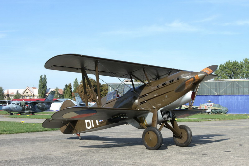 Avia B-534