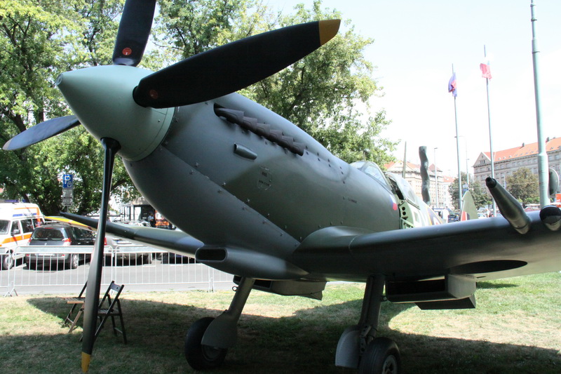 Maketa letounu Supermarine Spitfire patřící Czech Spitfire Clubu