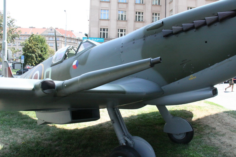 Maketa letounu Supermarine Spitfire patřící Czech Spitfire Clubu