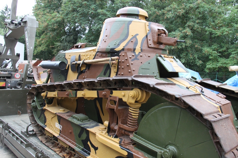 Tank Renault FT-17 po příjezdu do lešanského muzea na konci srpna 2018