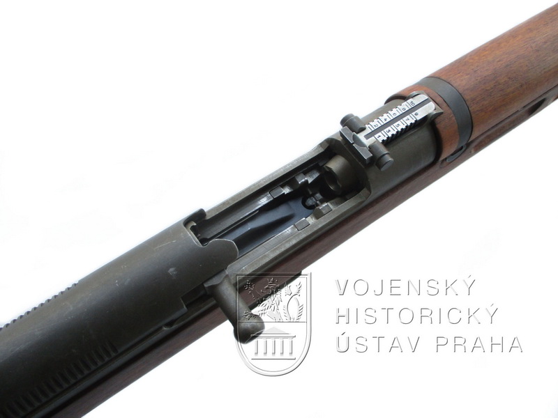 Samonabíjecí puška vz. 52