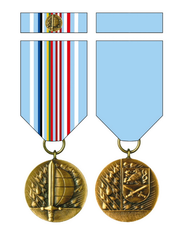 Medaile Ministra obrany České republiky Za službu v zahraničí – eFP (Enhanced Forward Presence).