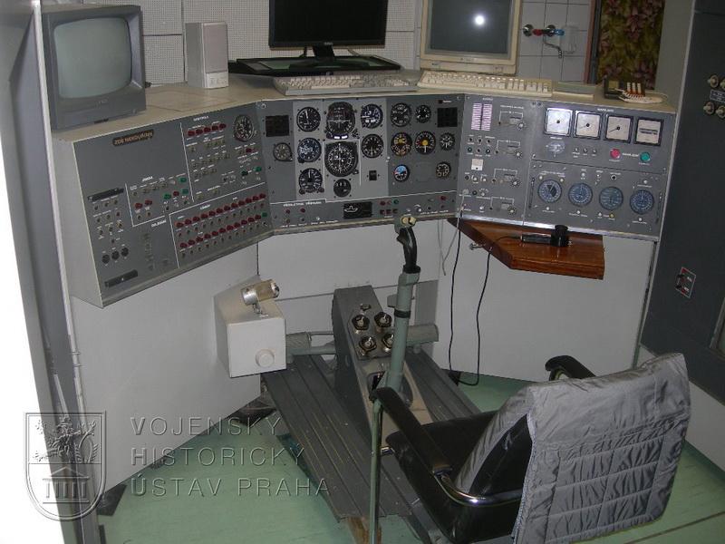 Letecký trenažér TL-39