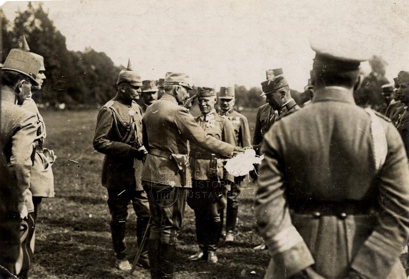 Císař Vilém II. u rakousko-uherské jednotky