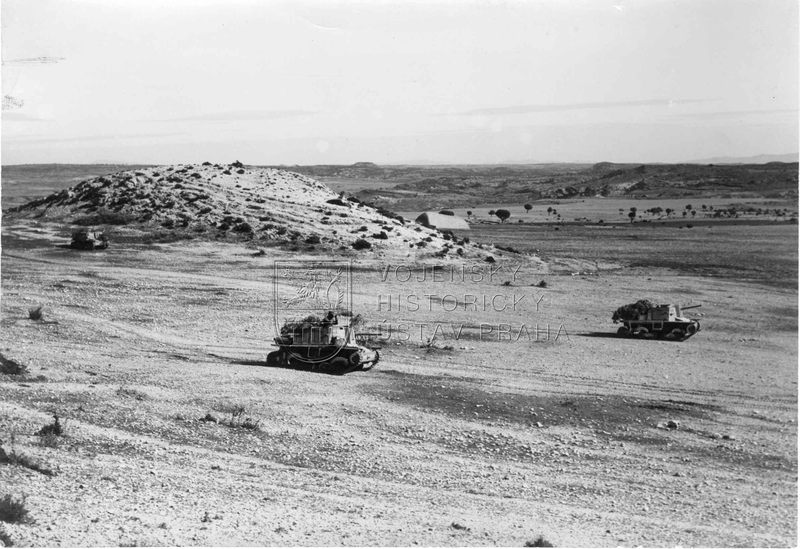 Dvojice italských stíhačů tanků Semovente L40 da 47/32