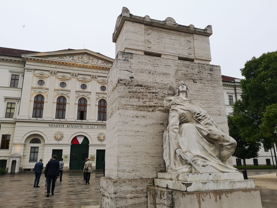 Historická budova Ludovica Academie