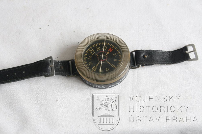 Letecká buzola AK-39