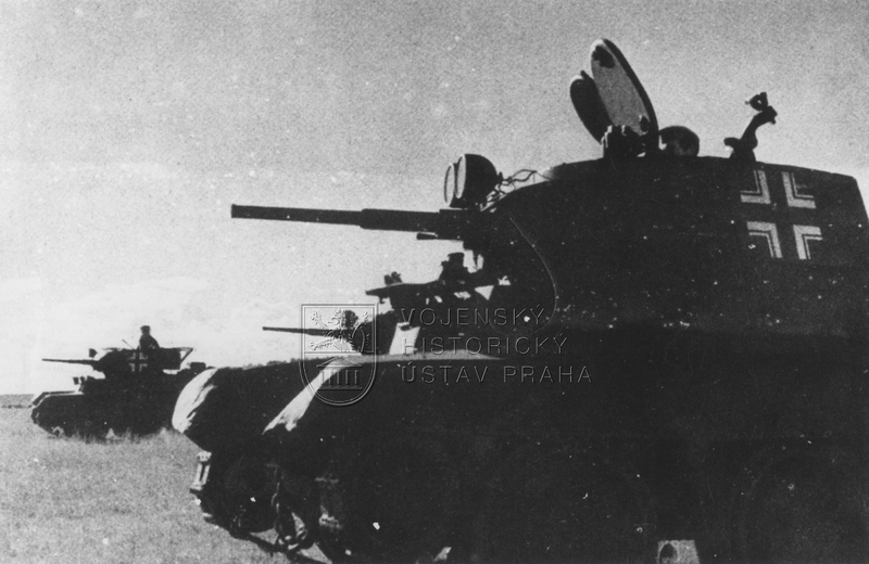 Kořistní sovětské tanky BT-7 v německých službách