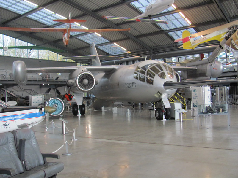 Německý experimentální transportní kolmostartující stroj Dornier Do 31. FOTO: Ivo Pejčoch