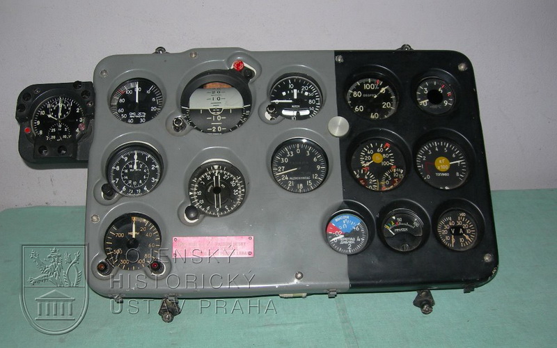Palubní deska letounu Aero L-39 V