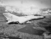 Film „Střelba řízenými raketami R-3S a RS-2US na nepohyblivý vzdušný cíl“