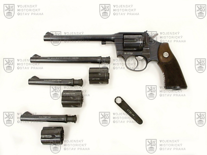 Revolver ZKR 567 C Major s výměnnými hlavněmi