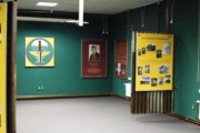 Expozice mapuje v celé šíři historii a současnost průzkumných jednotek československé armády a Armády České republiky 