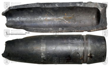 Sovětský dělostřelecký granát ráže 152 mm