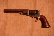Revolver Manhattan Navy (1860), v letech 1860−1868 bylo vyrobeno celkem 78 000 těchto námořních revolverů, umístěných výlučně na civilním trhu. 