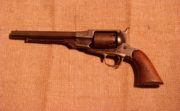 Revolver Remington-Beal Navy (1860); v letech 1860−1862 vyrobeno kolem 15 000 kusů, z nichž kolem 1 000 zakoupila vláda pro jednotky Unie za občanské války.