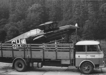 Převoz zrenovovaného letounu Avia B-534