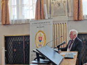 Konferenci CSWG 2021 v Košicích zahájil výkonný ředitel konsorcia Partnerství pro mír plk. v. v. Dr. Raphael F. Perl z německého Garmisch-Parterkirchenu