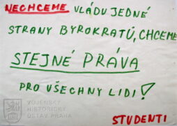 Dnes je 17. listopad - státním svátkem si připomínáme dvě zásadní dějinné události