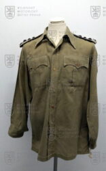 Košile kapitána britské armády, 1944