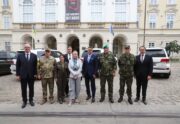 Ministryně obrany navštívila Ukrajinu. Uctila zde čs. legionáře a jednala s náměstkyní ministra obrany. Foto Jan Schejbal.