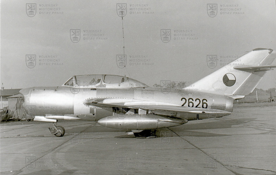 Mikojan-Gurjevič MiG-15UTI-P