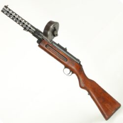 03 Německý samopal Bergmann MP 18,I ráže 9 mm Parabellum – osobní zbraň Karla Hermanna Franka