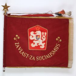 01 Bojová zástava 7. výsadkového pluku, 1962