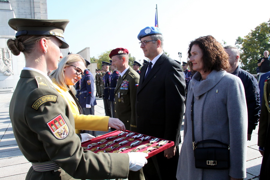 Veteráni prvního praporu UNPROFOR byli vyznamenáni při slavnostním setkání na Vítkově 