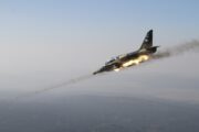 Cvičný proudový letoun Aero L-39ZA vojenského letectva AČR při podpoře pozemních sil (foto Jan Kouba)