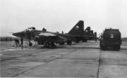 Tankování paliva do bitevníků Su-25 (foto VHÚ)