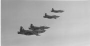 Roj bitevních letounů Su-25 (foto VHÚ)