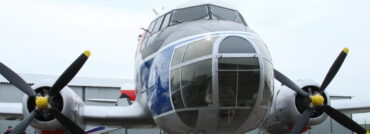 Setkání u renovované Avie Av-14FG určené pro fotografování