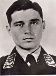Nadporučík Prinz Egmont zur Lippe-Weissenfeld, který sestřelil Wellington T2990