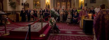 Pietní ceremoniál u chrámu sv. Cyrila a Metoděje připomněl hrdinný boj parašutistů