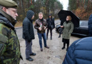 Ljutěž, první místo dislokace čs. brigády na pravém břehu Dněpru. brig. gen. Aleš Knížek, poradce MO Martin Žour, V. Taranec, ministryně obrany Jana Černochová. Foto. Jan Schejbal