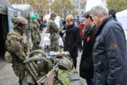 Vzpomínková akce ke Dni válečných veteránů. Náměstí Míru, Praha 10. 11. 2023. Foto Jan Kouba - VHÚ (16)