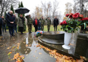 Návštěva muzejního komplexu v Novo Petrovcy pieta u památníku - MO ČR Jana Černochová. Foto Jan Schejbal