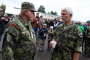 Rok 2013. Petr Pavel coby náčelník Generálního štábu AČR na Tankovém dni ve Vojenském technickém muzeu Lešany. Foto Andrej Halada.