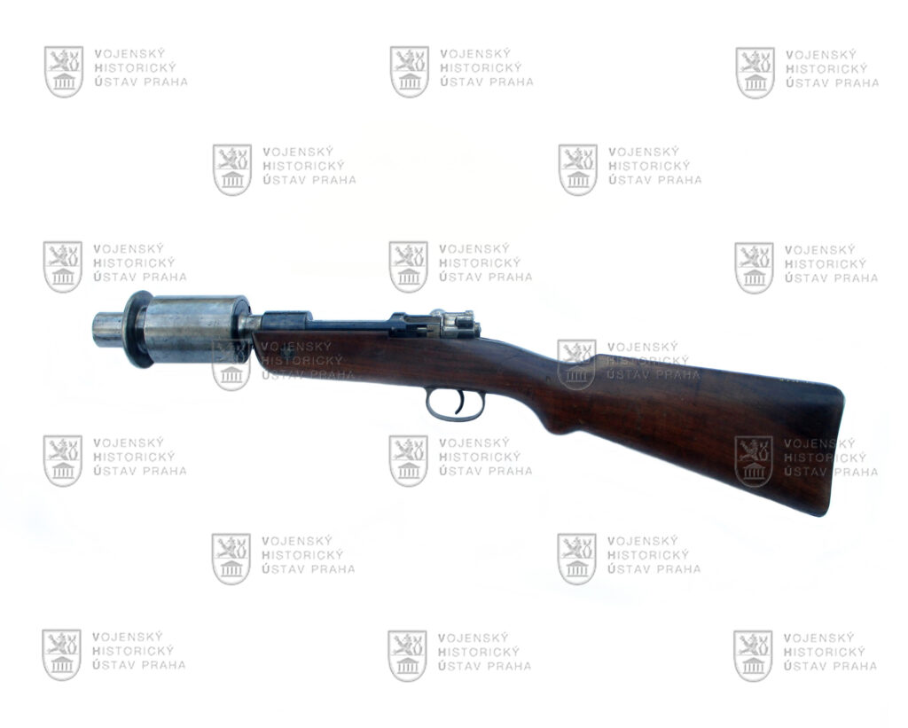 Test grenade launcher ZK 402