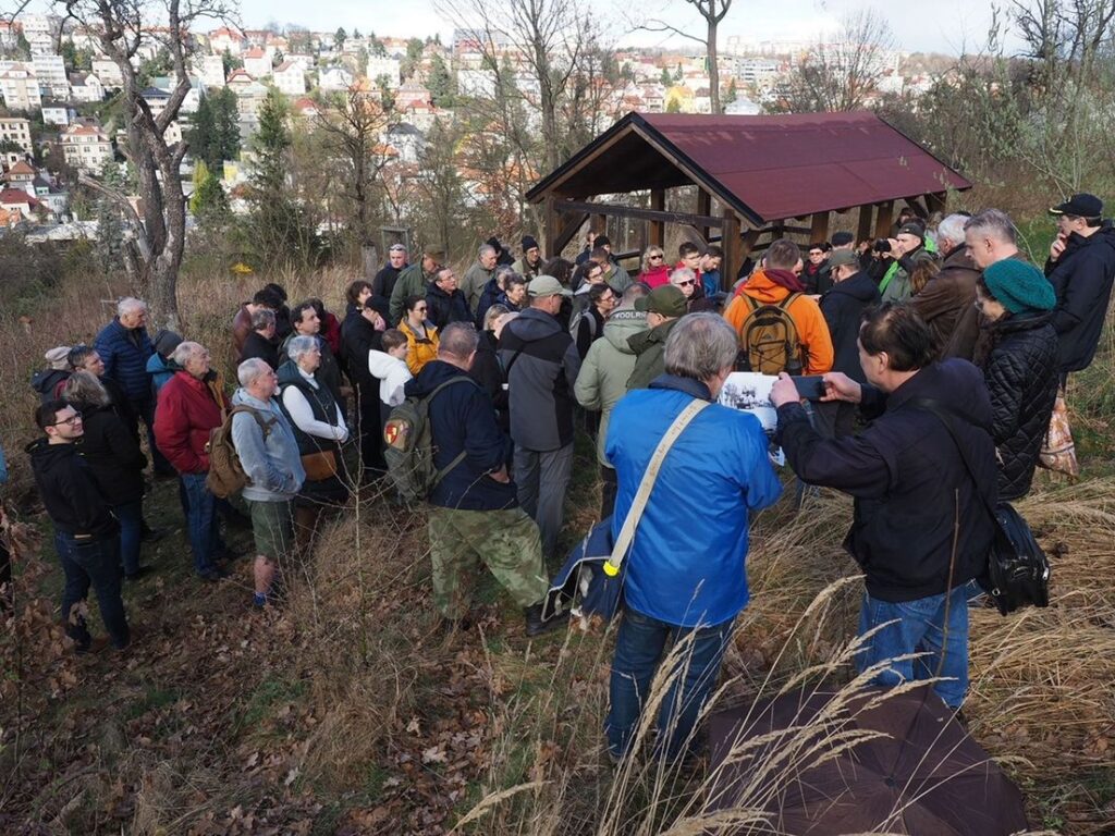 Němá barikáda – 7. vycházka z cyklu Místa bojů Pražského povstání