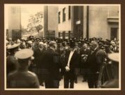 Uvítání prezidenta T. G. Masaryka před Památníkem osvobození 2. července 1932 kopie