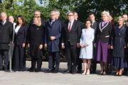 Pietního aktu u Národního památníku na Vítkově s hrobem Neznámého vojína se účastnilo vedení Poslanecké sněmovny a další politici. Foto Jan Kouba