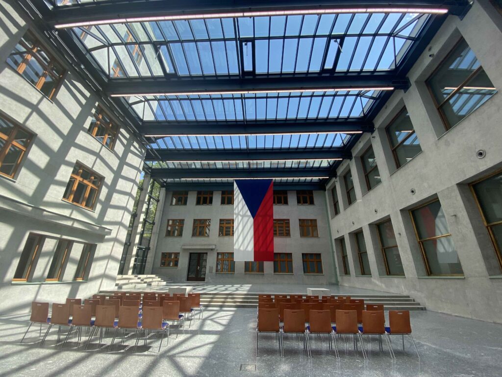 Zúčastněte se konference "Nové pohledy na rok 1945". V Armádním muzeu Žižkov bude od 20. května